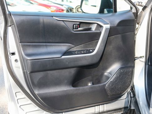 Used 2024 Toyota RAV4 LE image 21