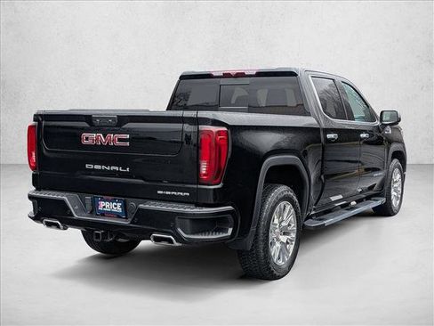 Used 2022 GMC Sierra 1500 Denali image 5