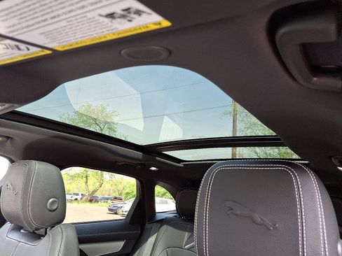 Certified 2025 Jaguar F-PACE R-Dynamic S image 14