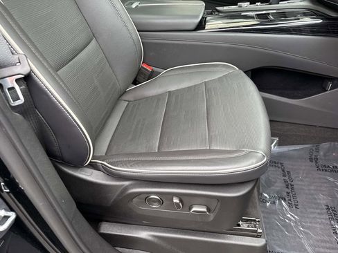 Certified 2023 Cadillac Escalade Sport w/ LPO, ONYX Package AWD/4WD image 27