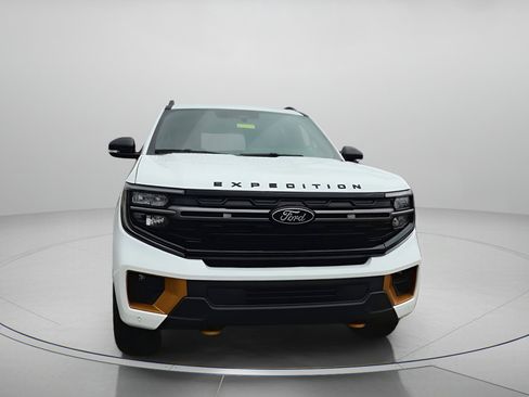 New 2026 Ford Expedition Tremor image 6