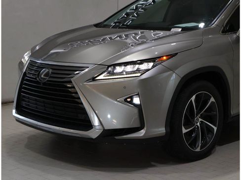 Used 2018 Lexus RX 450h AWD w/ Luxury Package image 2