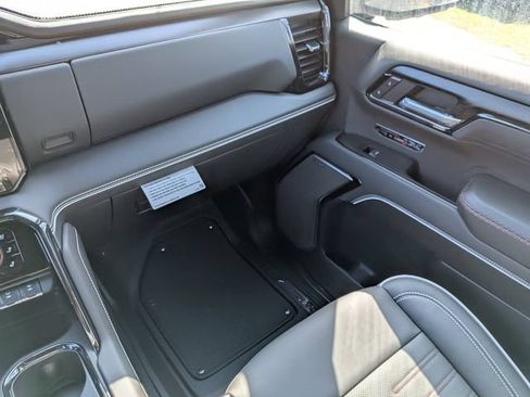 New 2026 GMC Sierra 1500 AT4X AWD/4WD image 17