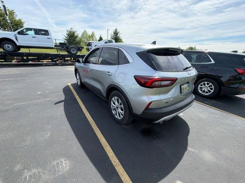 Used 2023 Ford Escape Active w/ Tech Pack #1 FWD image 3