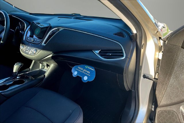 Used 2016 Chevrolet Malibu LT FWD image 26