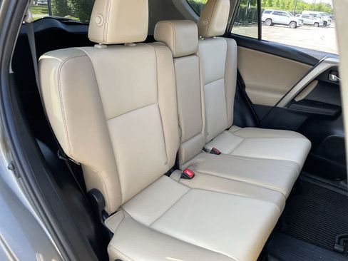 Used 2014 Toyota RAV4 Limited w/ Technology Package AWD/4WD image 15
