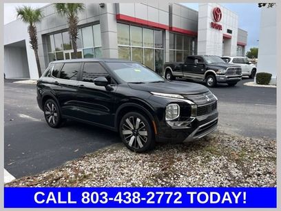 Used 2025 Mitsubishi Outlander SE