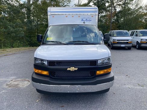 New 2025 Chevrolet Express 3500 w/ Power Convenience Package image 26