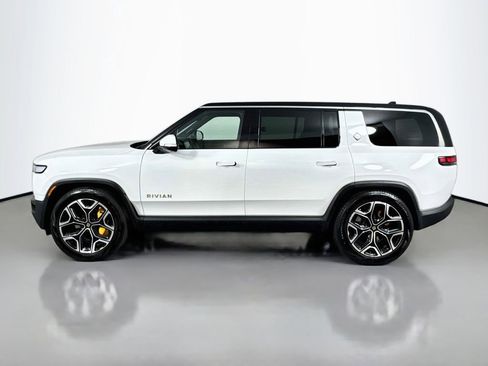 Used 2024 Rivian R1S Adventure AWD/4WD image 8