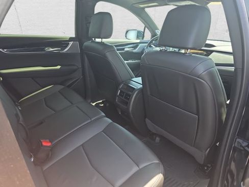 Certified 2023 Cadillac XT5 Premium Luxury AWD/4WD image 11