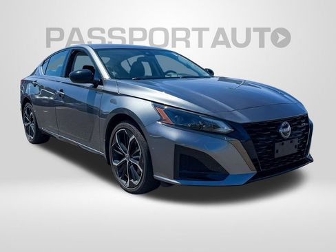 Certified 2023 Nissan Altima 2.5 SR AWD/4WD image 2