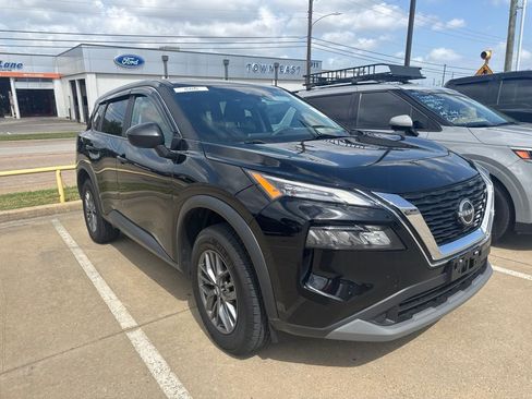 Used 2023 Nissan Rogue S AWD/4WD image 3