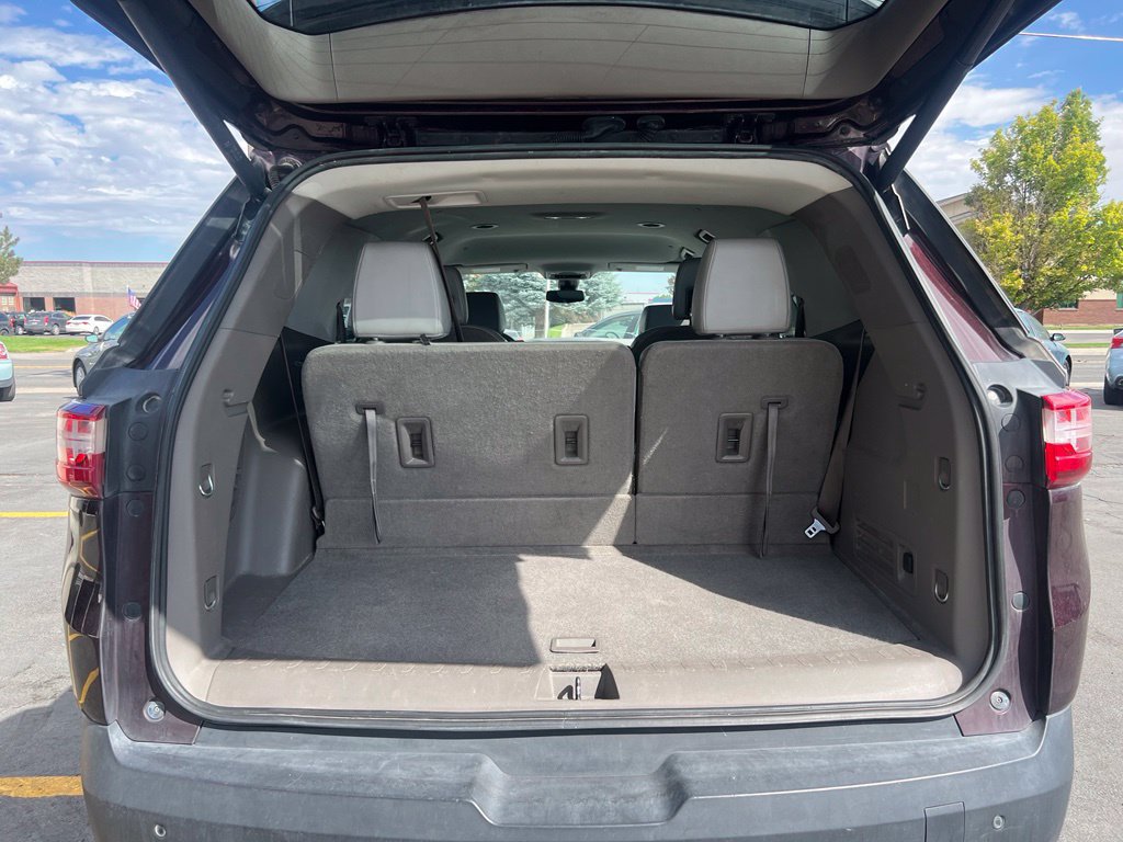 Used 2018 Chevrolet Traverse LT AWD/4WD image 6