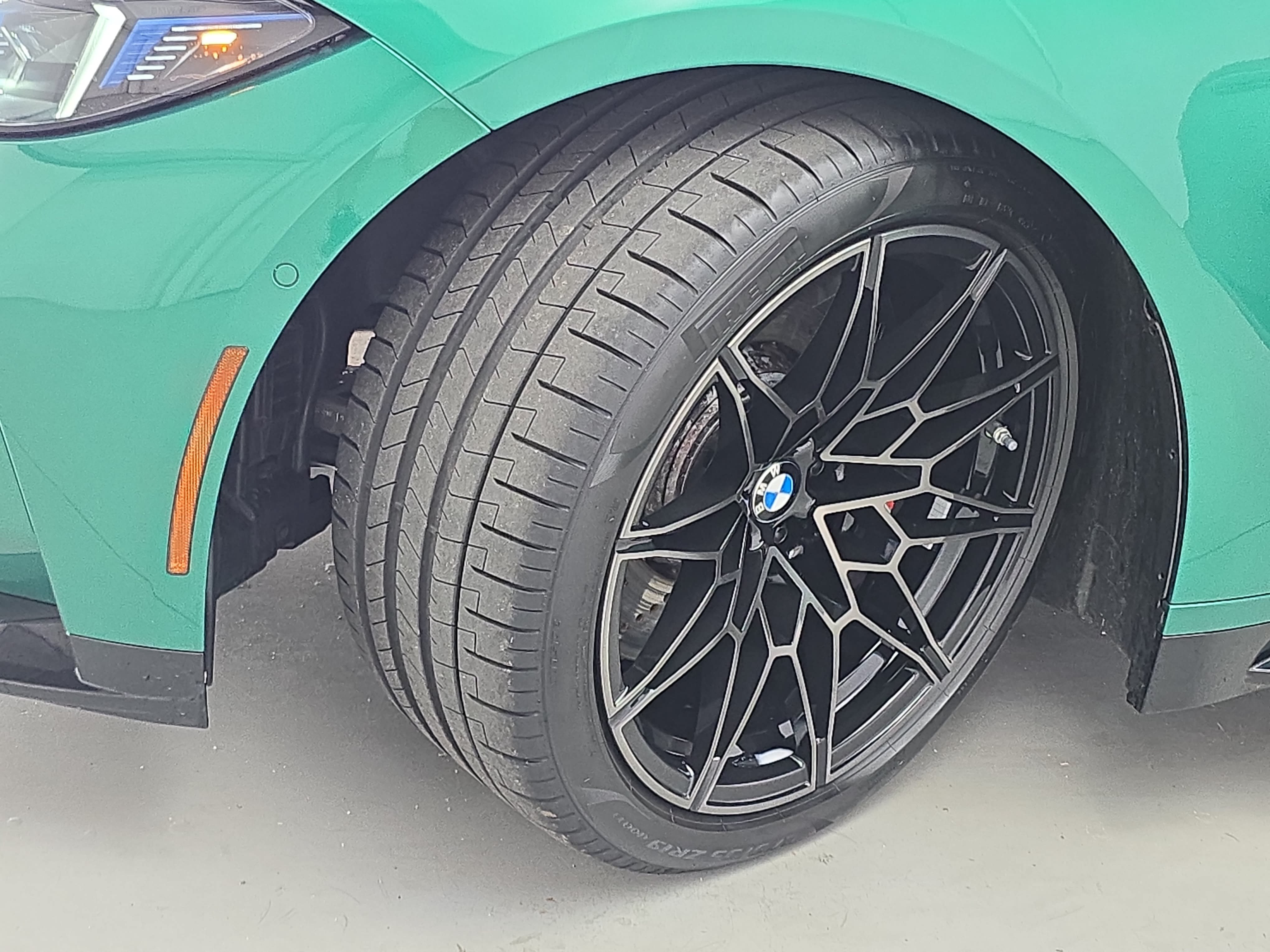 Used 2027 BMW M3 w/ Executive Package RWD image 32