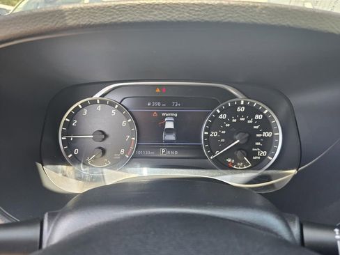 Used 2022 Nissan Frontier SV RWD image 16