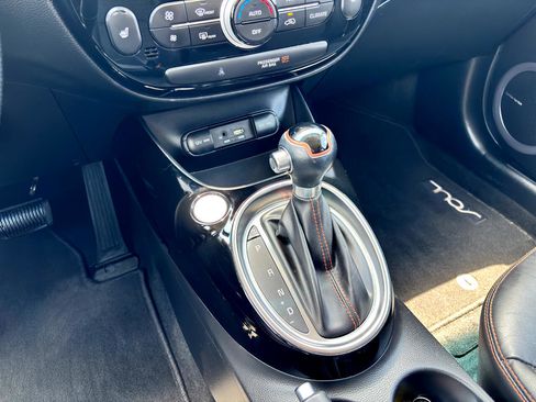 Used 2019 Kia Soul ! w/ Technology Package image 16