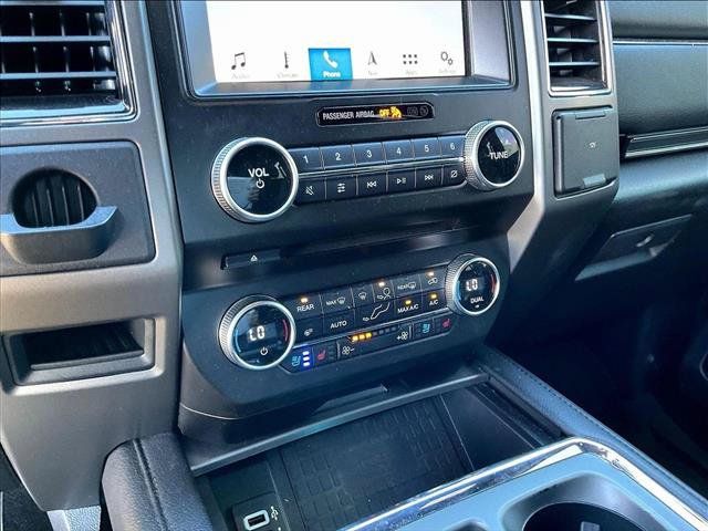 Used 2018 Ford Expedition XLT w/ Equipment Group 202A RWD image 20