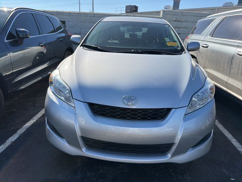 Used 2013 Toyota Matrix L image 2