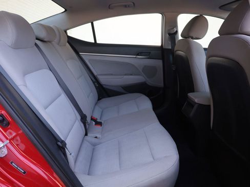 Used 2017 Hyundai Elantra SE FWD image 22