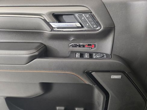 Used 2022 GMC Sierra 1500 AT4 w/ AT4 Premium Package AWD/4WD image 23