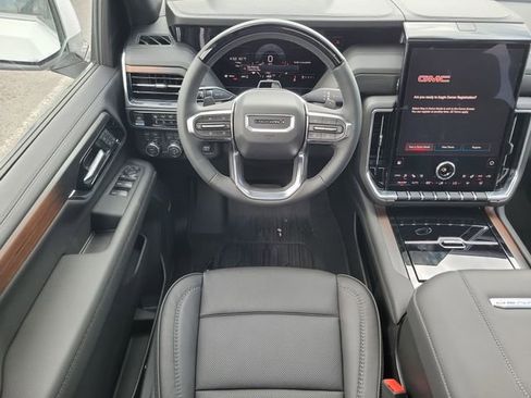 New 2026 GMC Yukon XL Denali w/ Denali Reserve Package AWD/4WD image 10