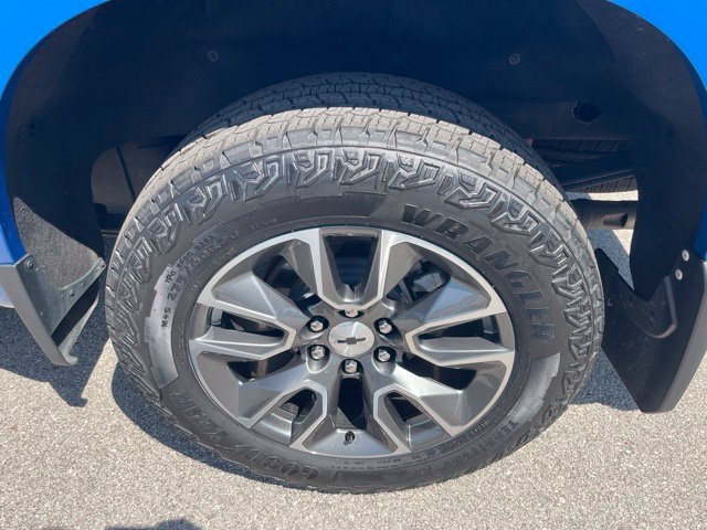 Used 2023 Chevrolet Silverado 1500 RST AWD/4WD image 27