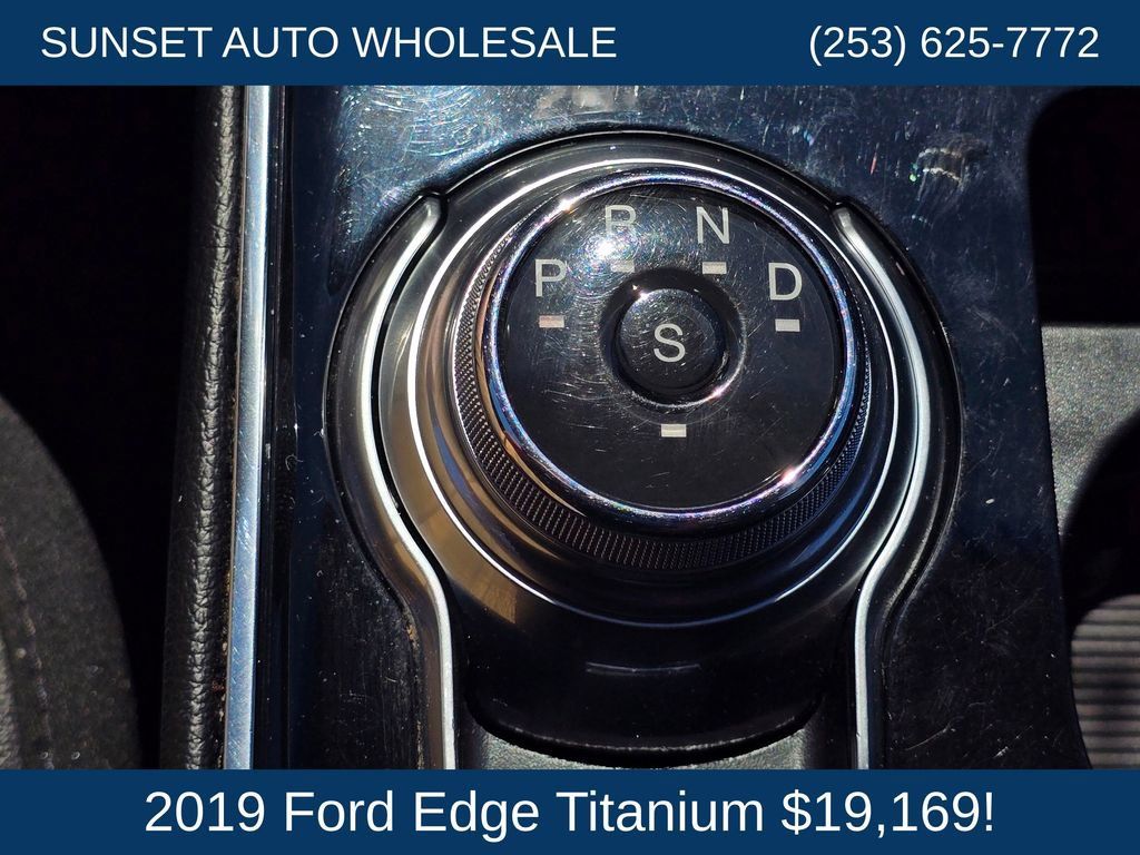 Used 2019 Ford Edge Titanium w/ Cold Weather Package AWD/4WD image 35