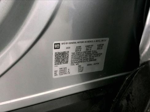 Used 2026 Chevrolet Equinox LT FWD image 31