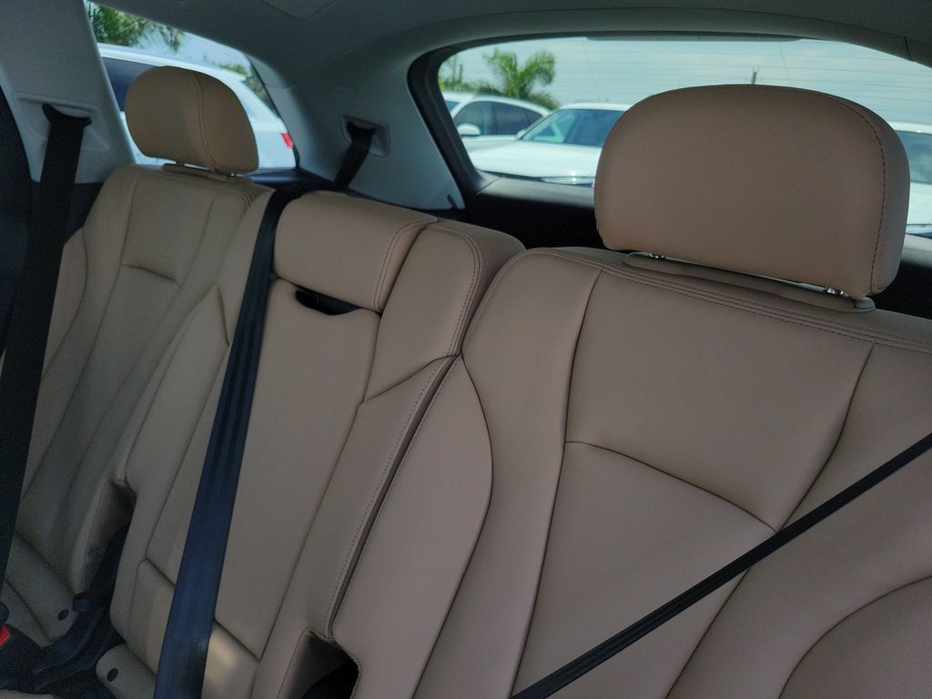 New 2026 Audi Q7 3.0T Premium AWD/4WD image 27