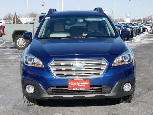 Used 2017 Subaru Outback 2.5i Limited w/ Popular Package #5 image 2