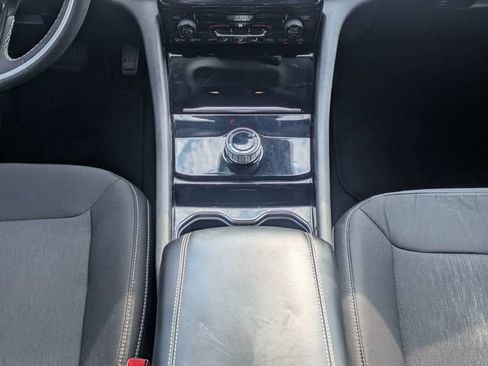 Used 2023 Jeep Grand Cherokee Laredo RWD image 19