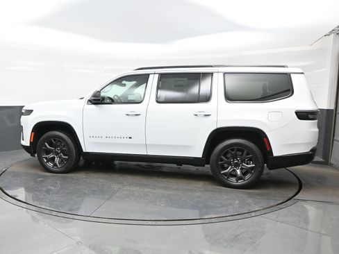 New 2026 Jeep Grand Wagoneer Limited image 3