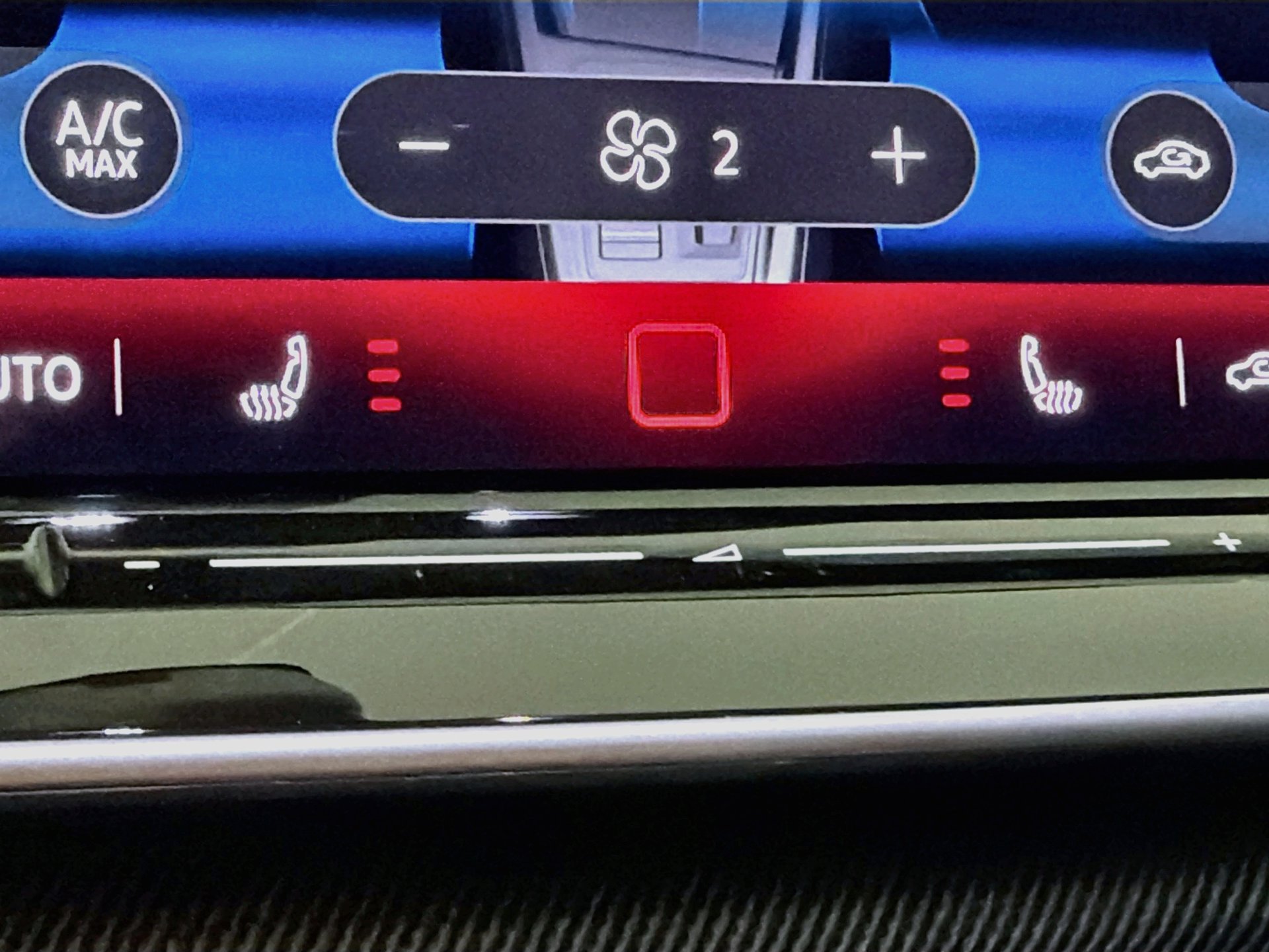 New 2026 Volkswagen GTI SE FWD image 19