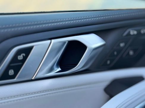 New 2026 BMW X6 xDrive40i w/ Climate Comfort Package image 14