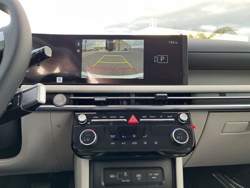 New 2026 Hyundai Tucson Blue SE image 9