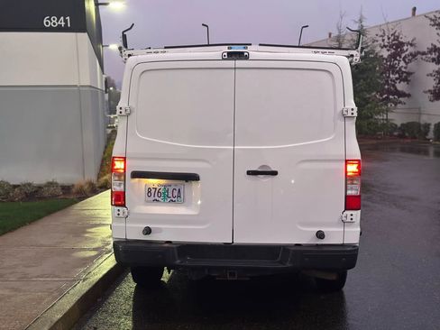 Used 2018 Nissan NV 2500 SV w/ Navigation Package image 4