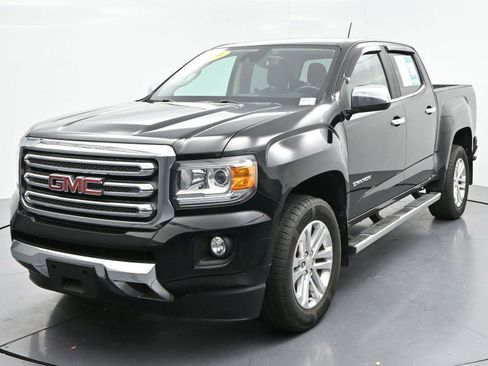 Used 2019 GMC Canyon SLT w/ Driver Alert Package AWD/4WD image 3