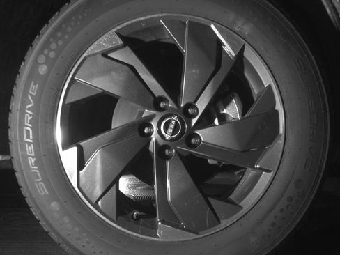 Used 2025 Nissan Rogue SV image 13