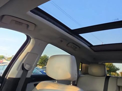 Used 2013 Cadillac SRX Luxury AWD/4WD image 17