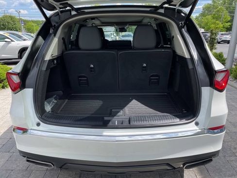 Used 2024 Acura MDX SH-AWD image 17