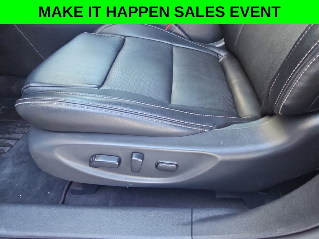 Used 2022 Nissan Maxima SV w/ Floor Mat Group FWD image 12