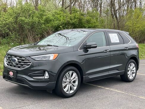 Used 2023 Ford Edge Titanium w/ Equipment Group 301A AWD/4WD image 34