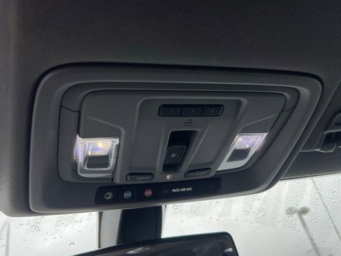 Used 2021 Chevrolet Silverado 1500 LT Trail Boss image 31