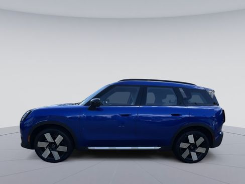 Certified 2025 MINI Cooper Countryman S AWD/4WD image 10