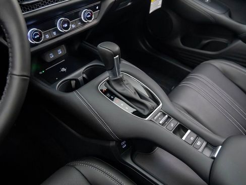 New 2026 Honda HR-V EX-L image 13