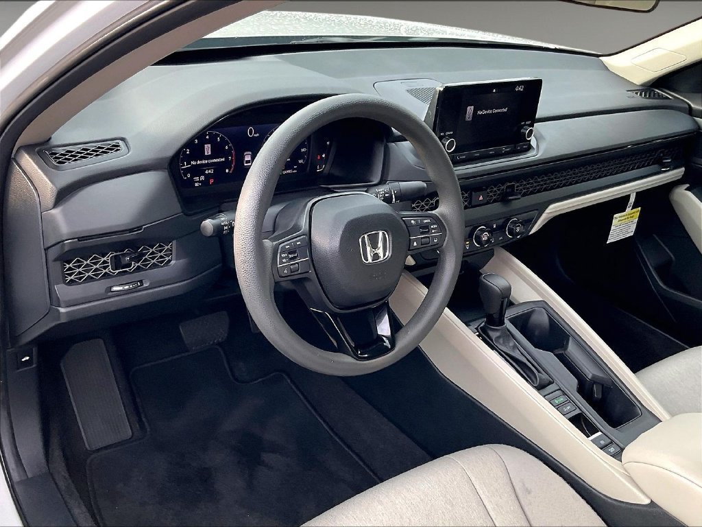 Used 2024 Honda Accord LX image 8