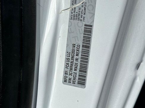 Used 2022 RAM 4500 Tradesman RWD image 26