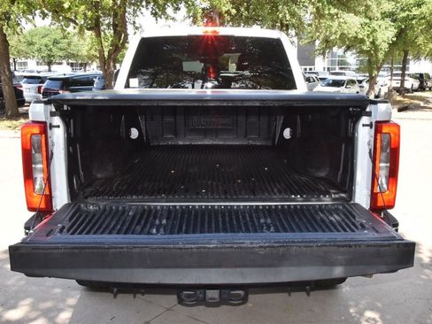 Used 2023 Ford F250 XLT w/ FX4 Off-Road Package AWD/4WD image 36