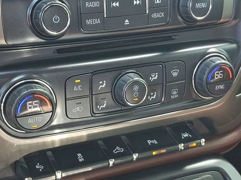 Used 2017 Chevrolet Silverado 1500 High Country AWD/4WD image 14