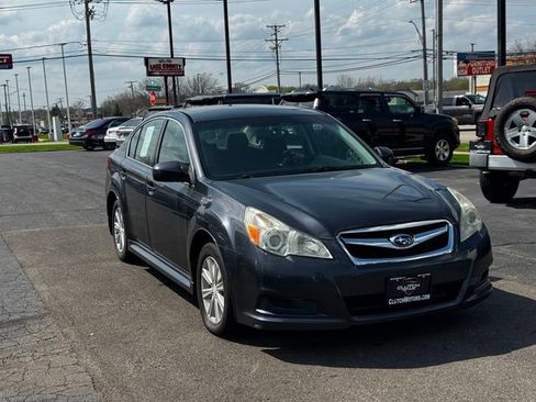 Used 2011 Subaru Legacy 2.5i Premium w/ All-Weather Pkg AWD/4WD image 3